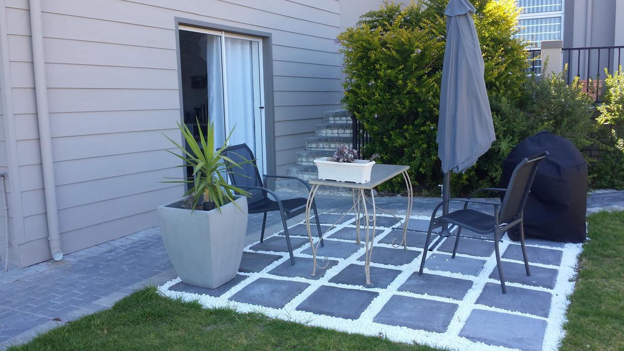 29 Carissa Street Daire Somerset West Dış mekan fotoğraf