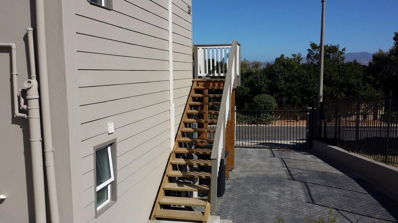 29 Carissa Street Daire Somerset West Dış mekan fotoğraf