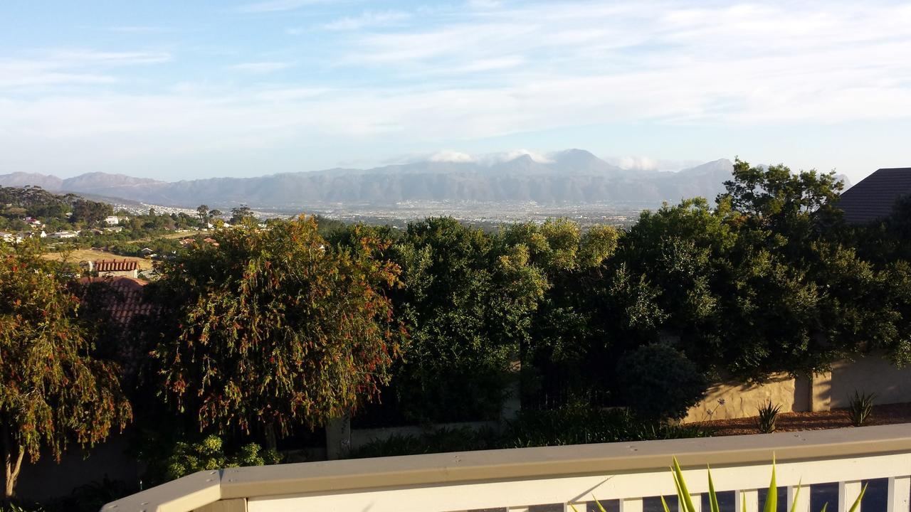 29 Carissa Street Daire Somerset West Dış mekan fotoğraf